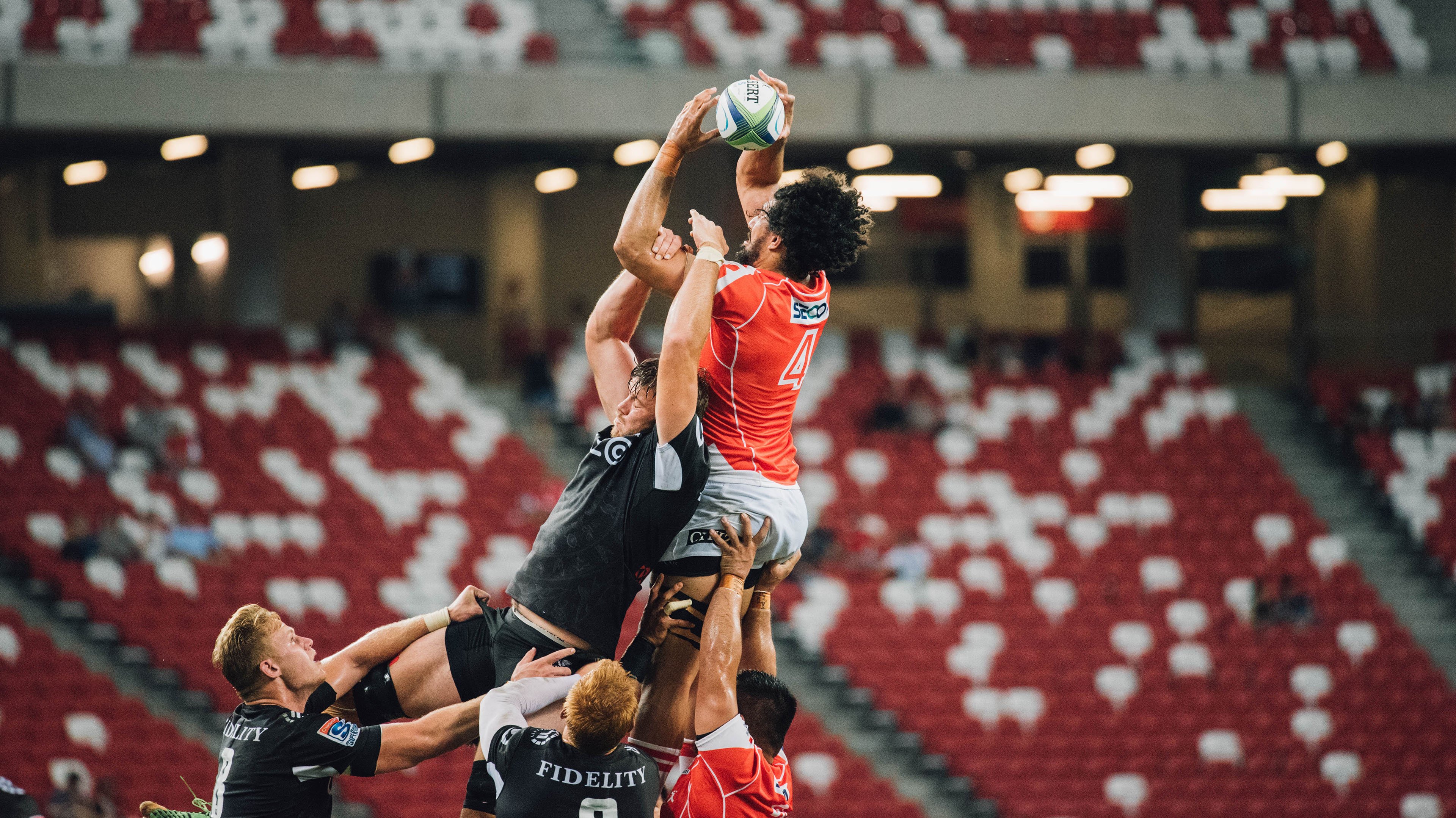 壓倒性控球率傳達出球隊實力和戰術，压倒性的实力前一句