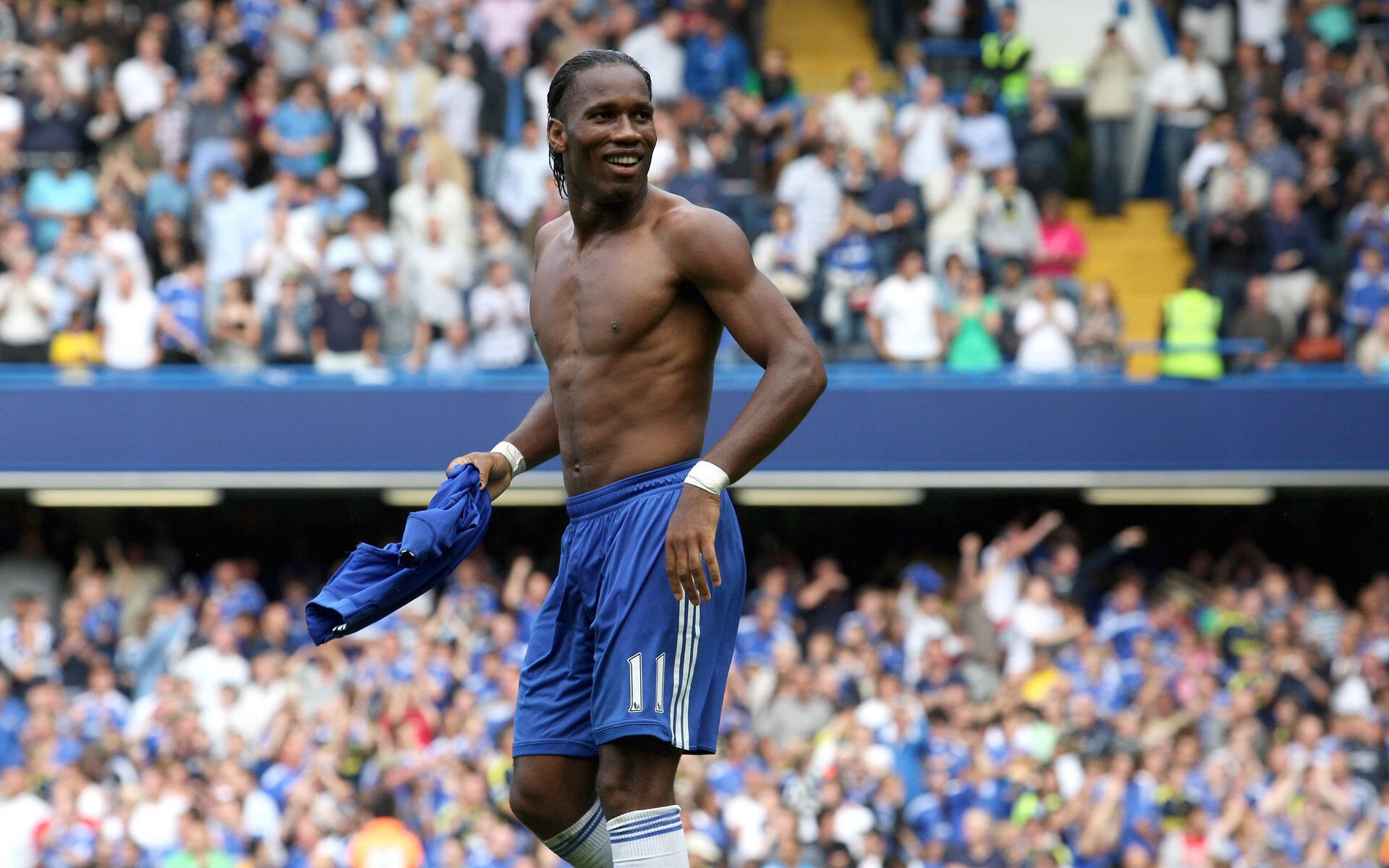 日本球队击败广州富力，晋级下一轮比赛，日本足球联赛