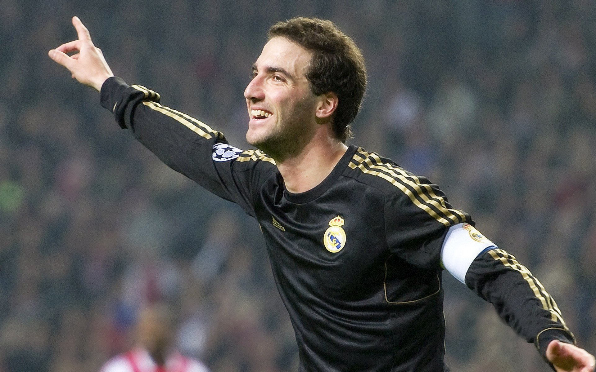 波尔图连胜势头不减,波尔图怎么夺得欧冠的